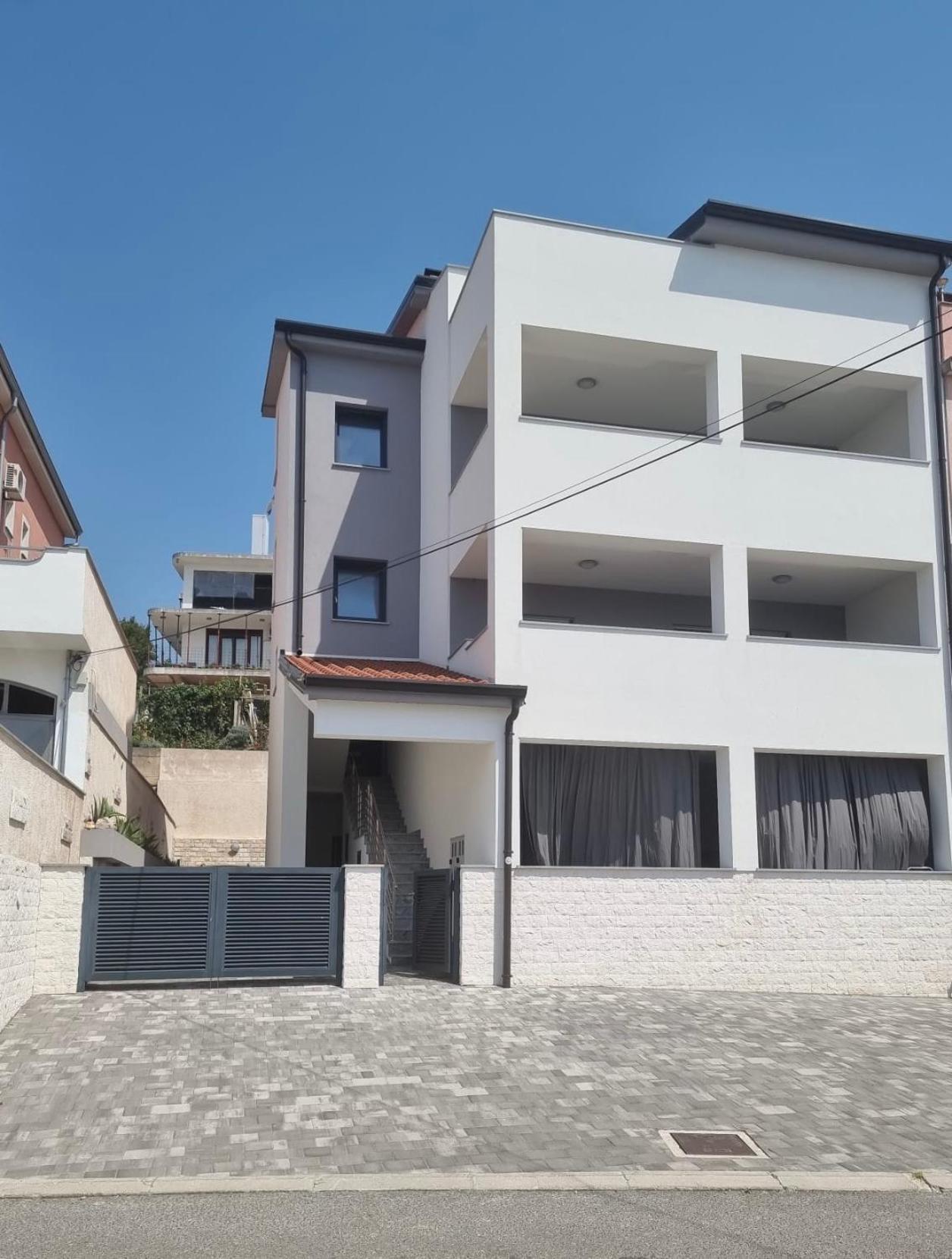 Jozi Apartment *